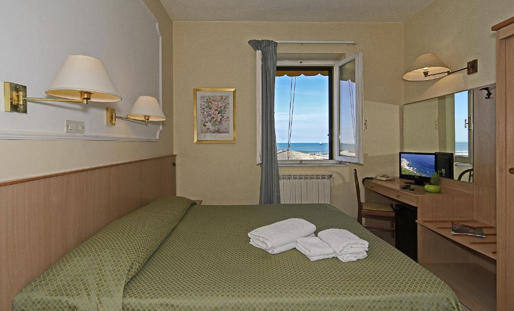 Hotel Bahia 维亚雷焦 客房 照片