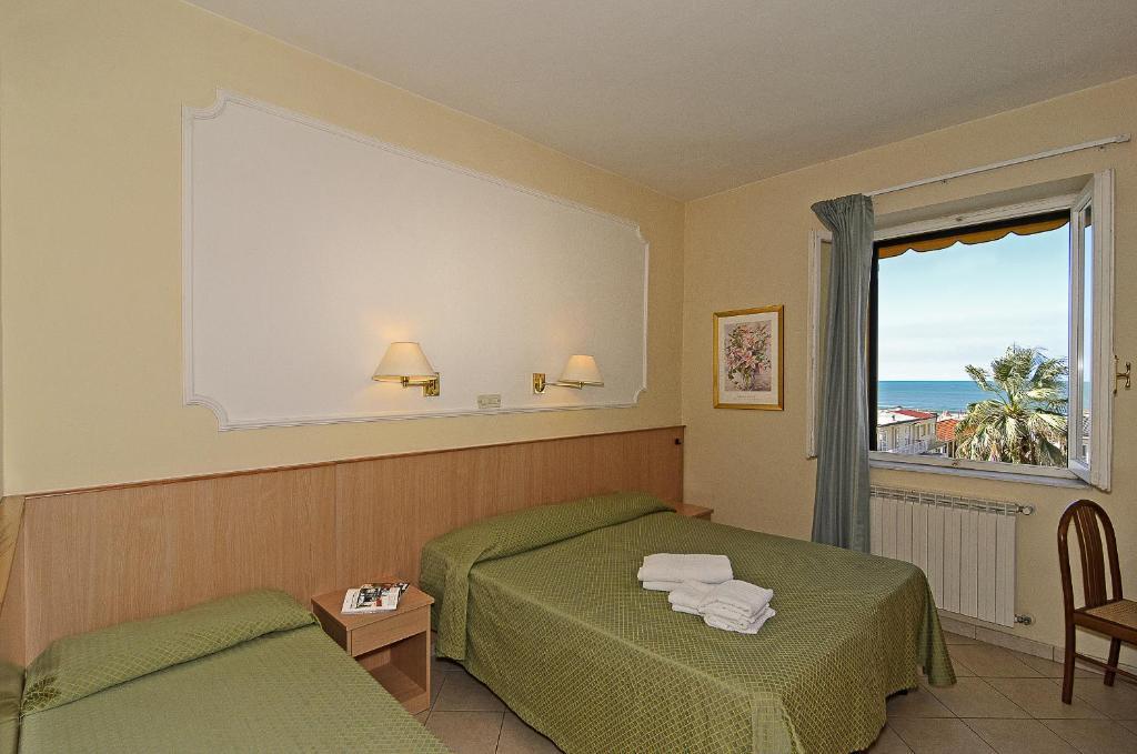Hotel Bahia 维亚雷焦 客房 照片